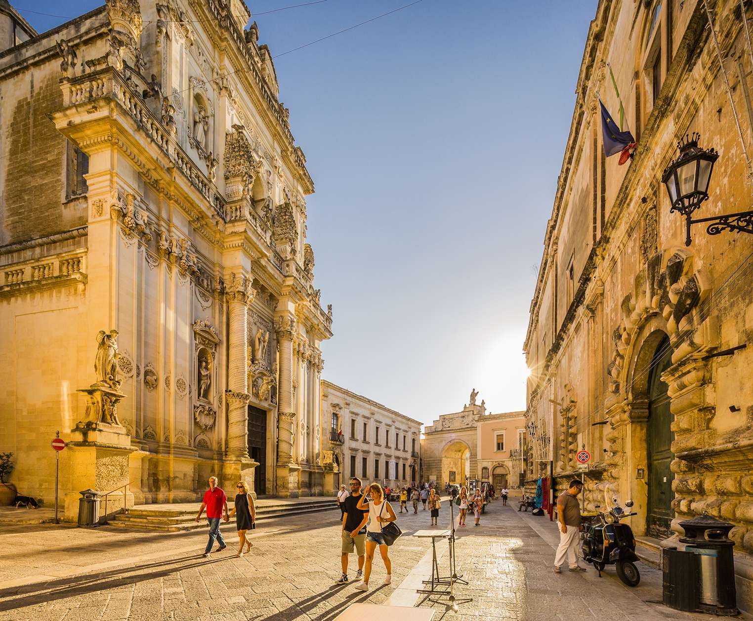 lecce olaszorszag 4_11zon - Startlap Utazás mediterrán városközpont történelmi épületekkel