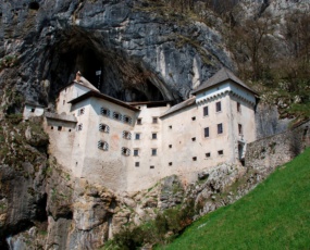 képcím