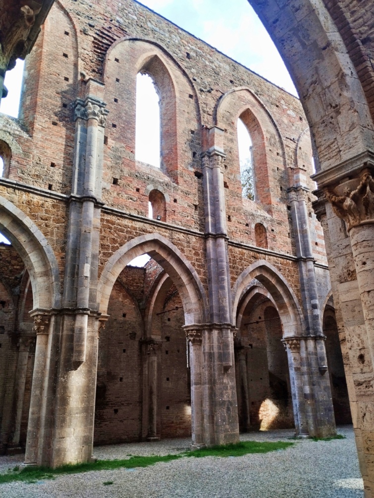 Foto_Abbazia di San Bruzio_temploma - Startlap Utazás