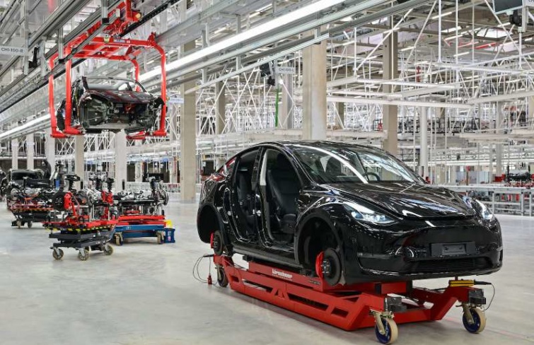A Tesla 2022-ben nyíló autógyára Németországban