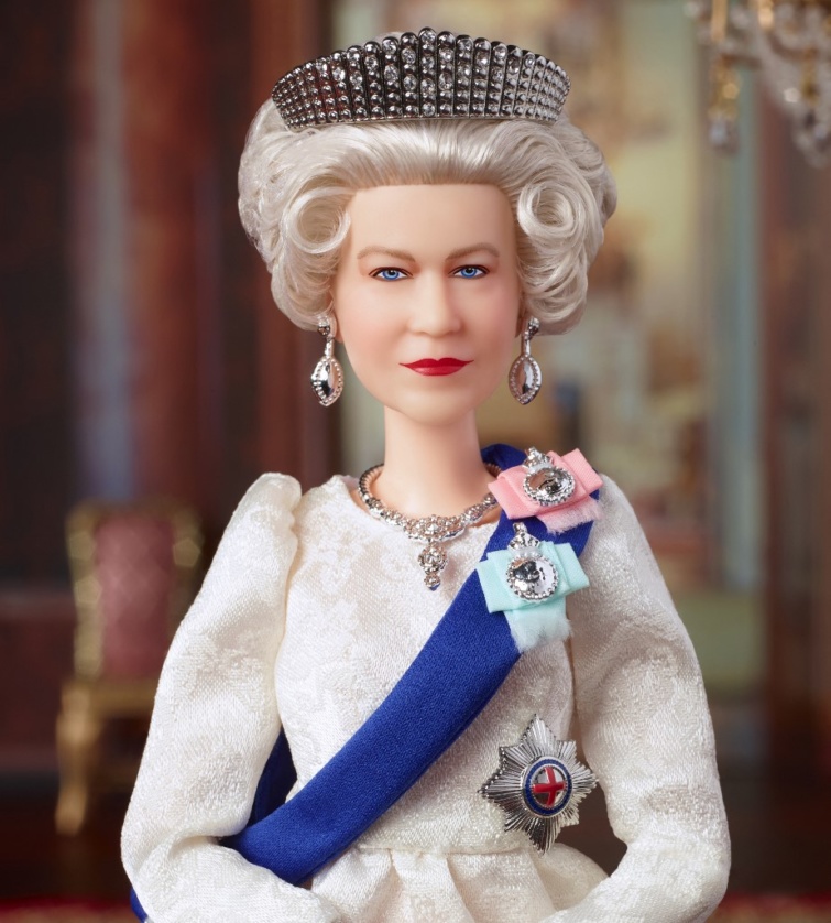 Saját Barbie babát kapott platinajubileumára a brit királynő