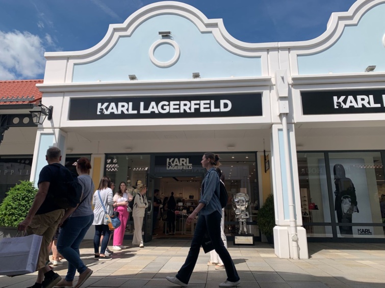 A legújabb üzlet Karl Lagerfeld márkáját hozza el Parndorfba