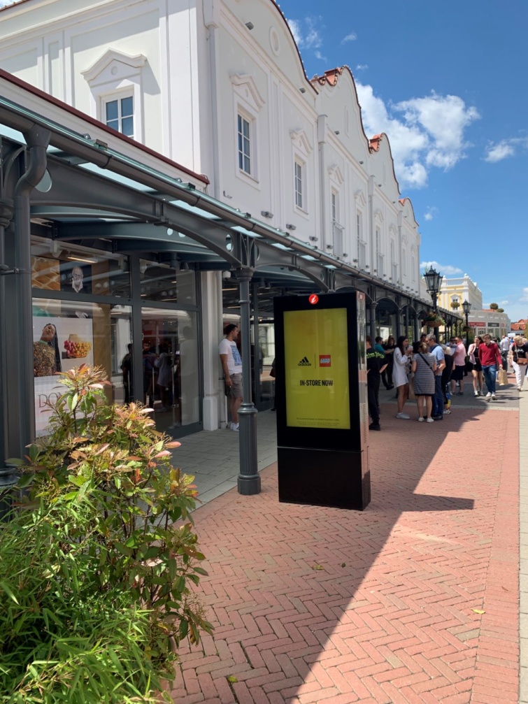 30-70 %-os kedvezmény minden boltban