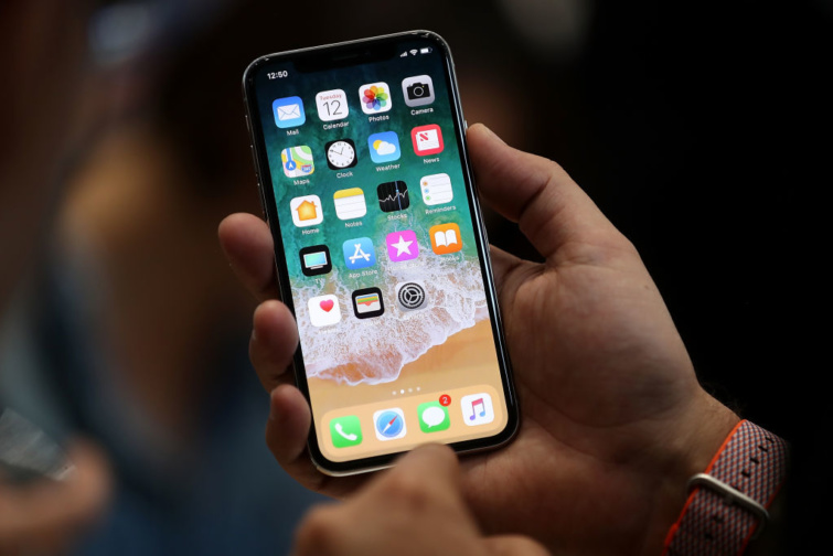 iPhone XS készülék - 5 trükk az új IOS16-on