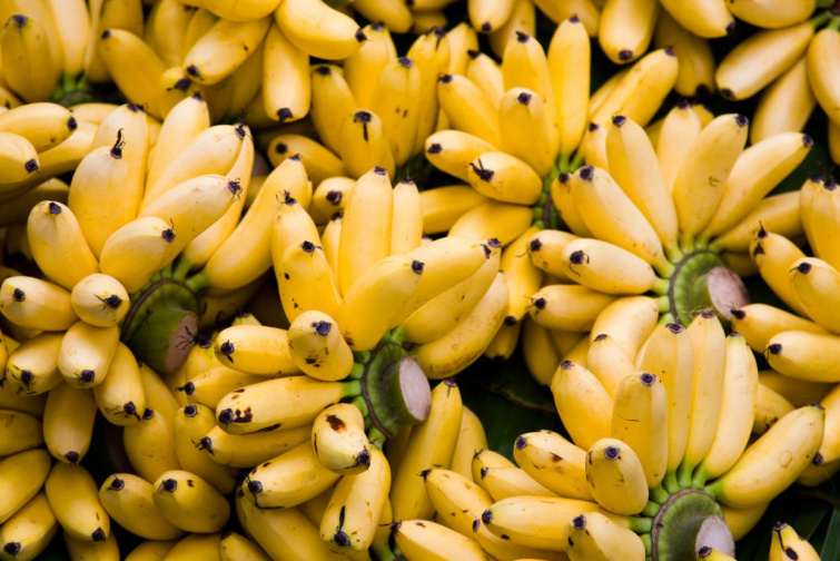 Banánok Thaiföldön - banánból készítenek pamutot
