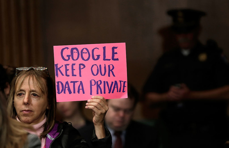 googletuntetes Startlap Vásárlás Sokan féltik a személyes adataikat a Google-től