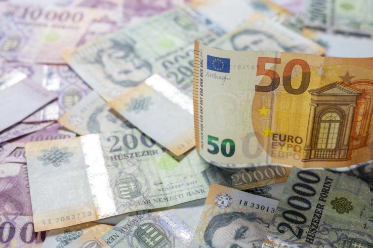 50 euró hever a forint bankókon