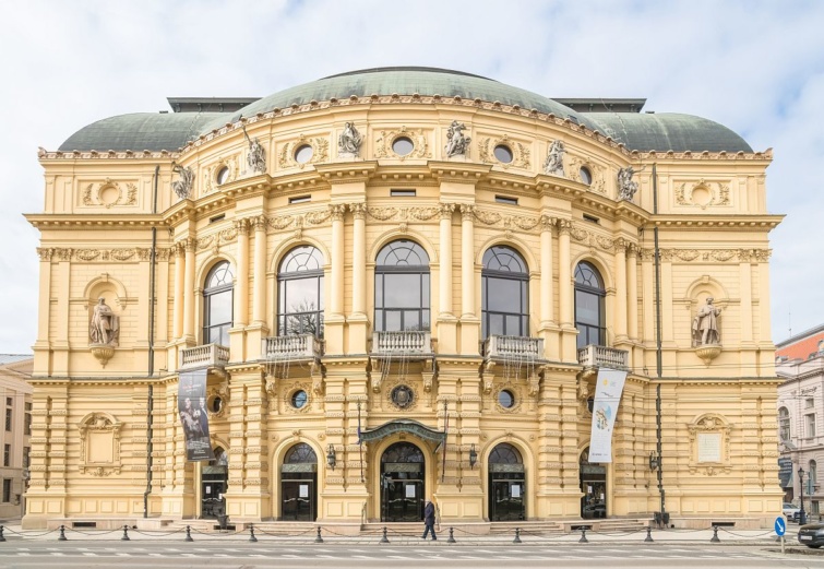 A Szegedi Nemzeti Színház épülete.