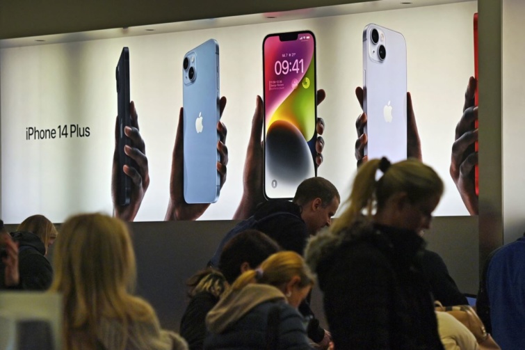 Az Apple bemutatja az Iphone 14 Plus készülékeit