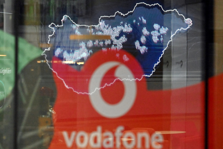 A Vodafone mobilszolgáltató egyik üzletének kirakata