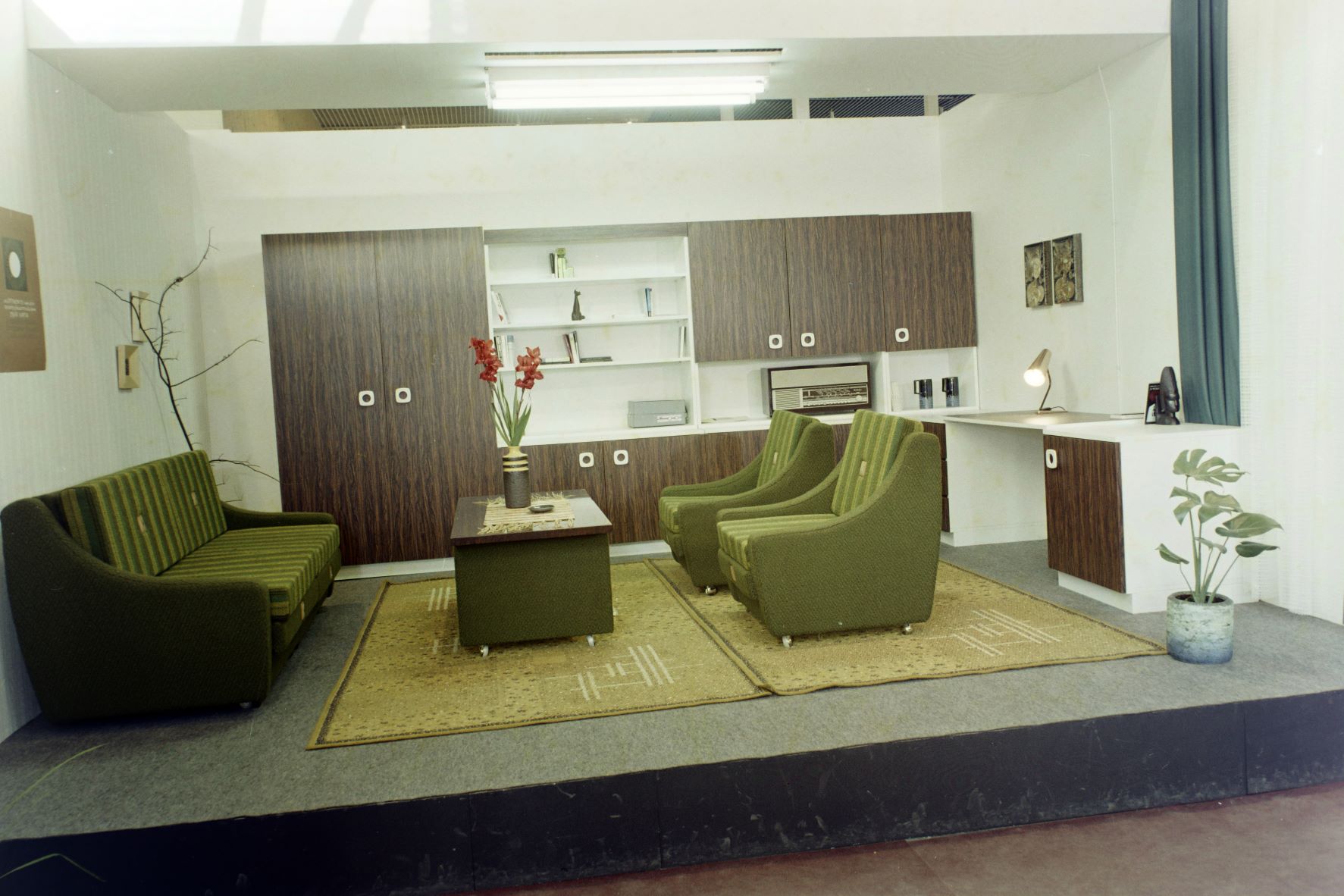 Otthon '73 bútorkiállítás a BNV területén.