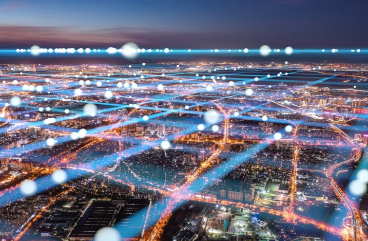 Illusztráció egy városról, ahol a város különböző pontjait a mesterséges intelligencia köti össze