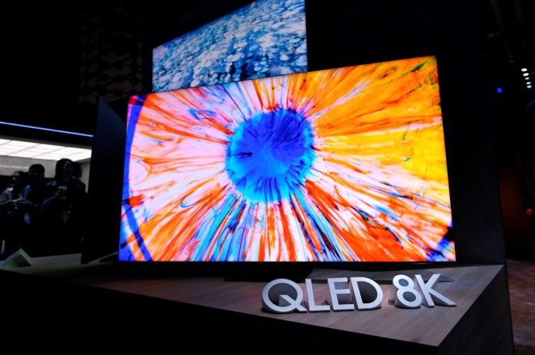 Samsung QLED tévékészülék