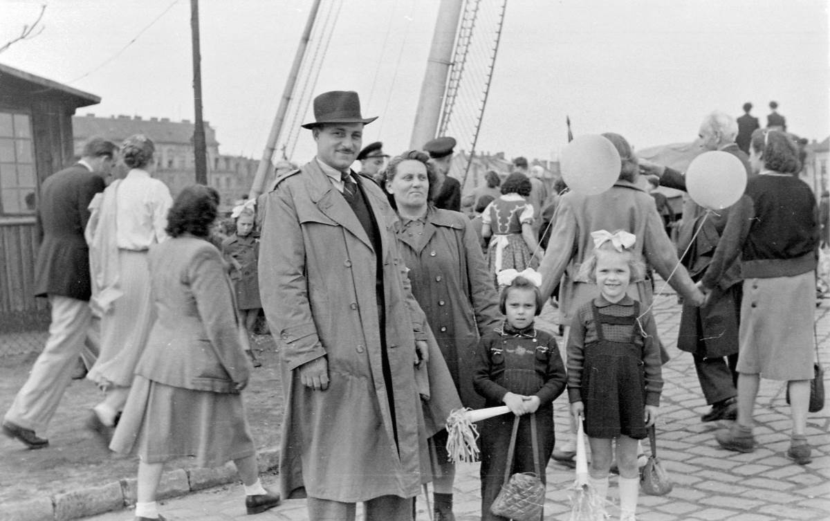 Együtt a család május elsején