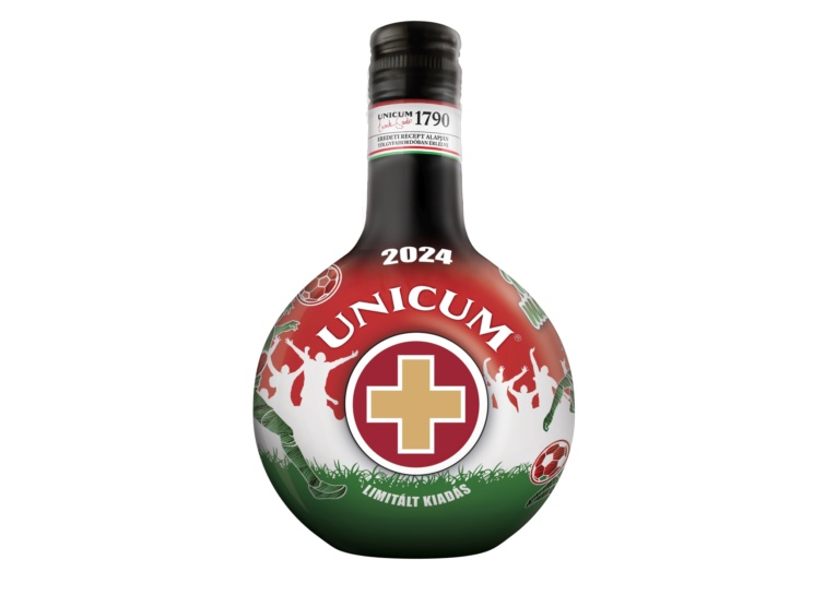 A 3 színű limitált kiadású unicum palack amit az EB tiszteletére dobtak piacra