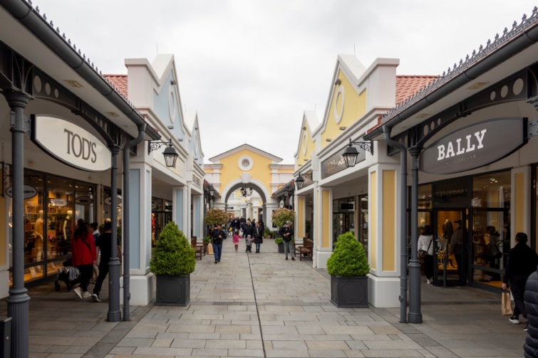 parndorf1 Startlap Vásárlás A Parndorf Design Outlet.