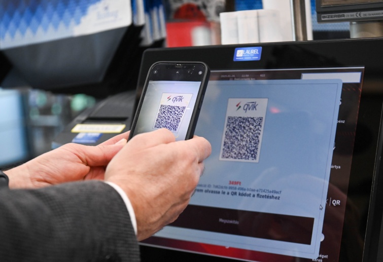 qrkodcba Startlap Vásárlás QR-kód alapú mobilfizetés a CBA-ban