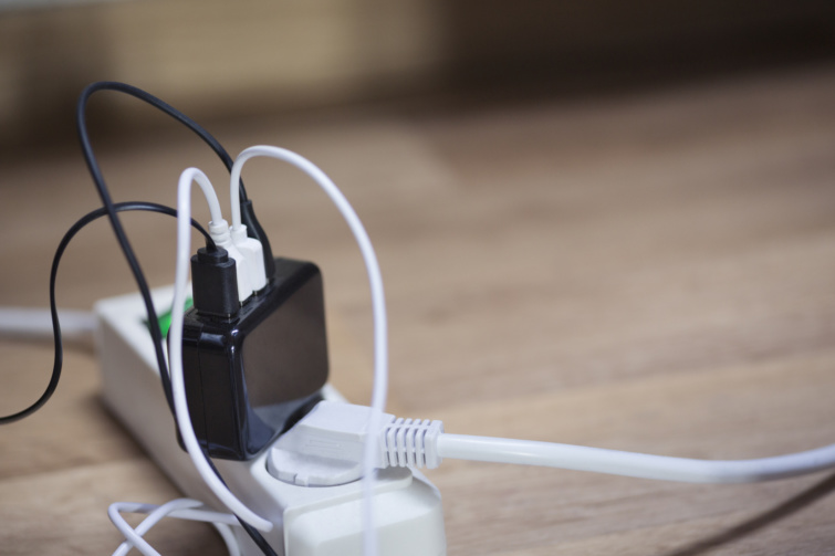 Kábelek és hosszabbító