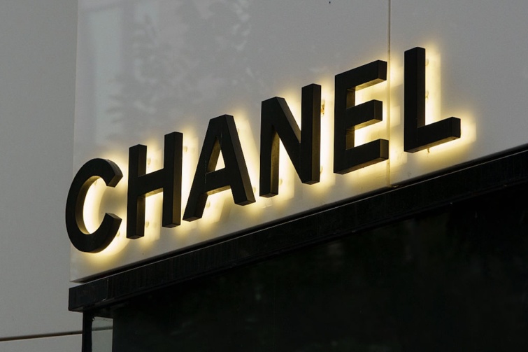 Egy Chanel üzlet bejárata
