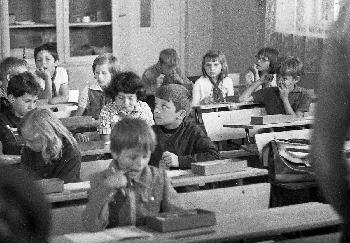 Iskolások a hetvenes években