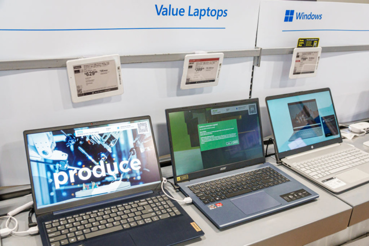 A legjobb laptopok 2025ben Startlap Vásárlás Áruházban kirakott laptopok