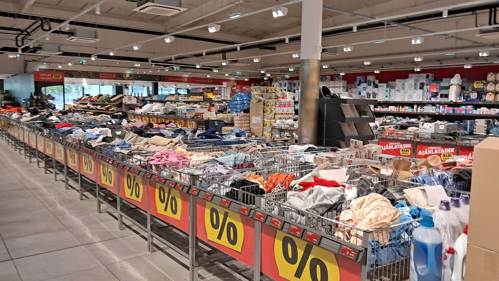 Az Aldi Kondorosi úti üzlete.