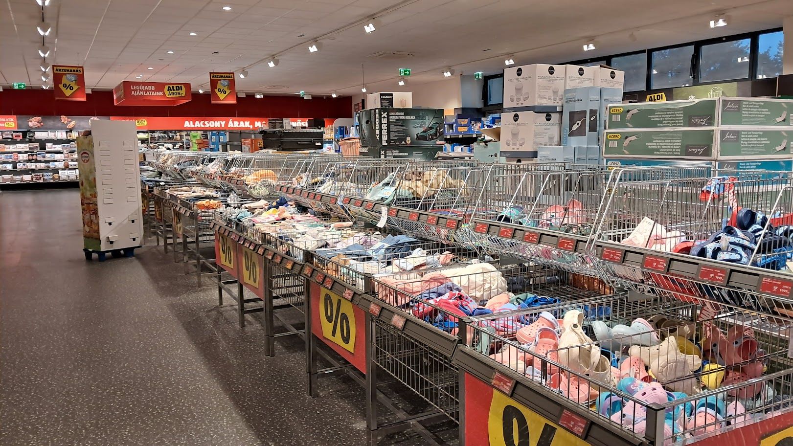 A Szentendrei úton lévő Aldi