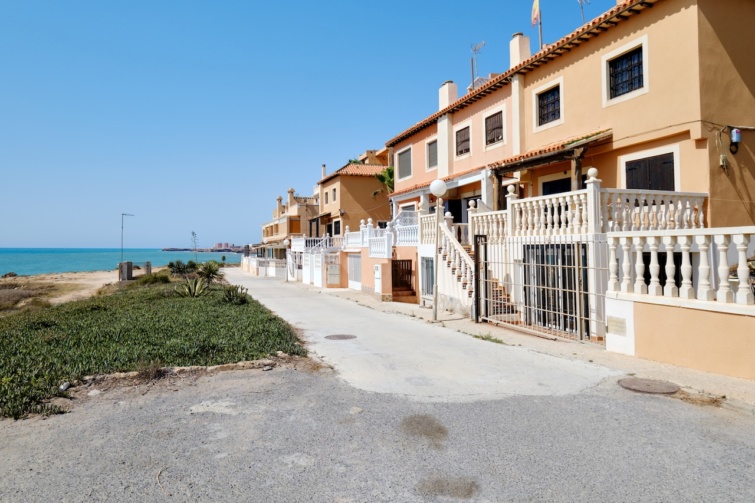 2001ben 500 000 eurót fizettem egy spanyolországi házért ma 150 000 euróval kevesebbet ér Startlap Vásárlás Sorházak Spanyolországban