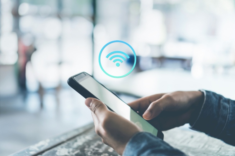 mobiltelefonwifijel Startlap Vásárlás Mobiltelefont kézben