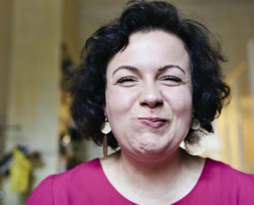 képcím