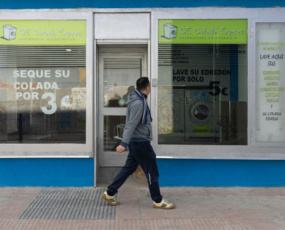 képcím