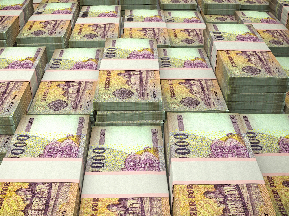 Megszólalt a magyar sorsjegy nyertes, akinek mesés summa ütötte a markát