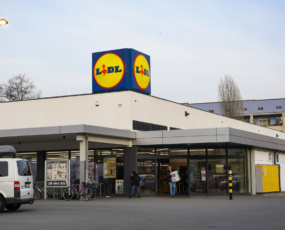 képcím