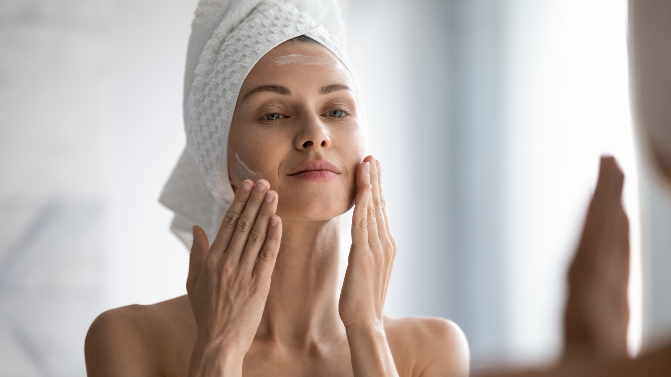 Egyre több bőrápolóban jelenik meg az azelainsav - mutatjuk, mit tud valójában