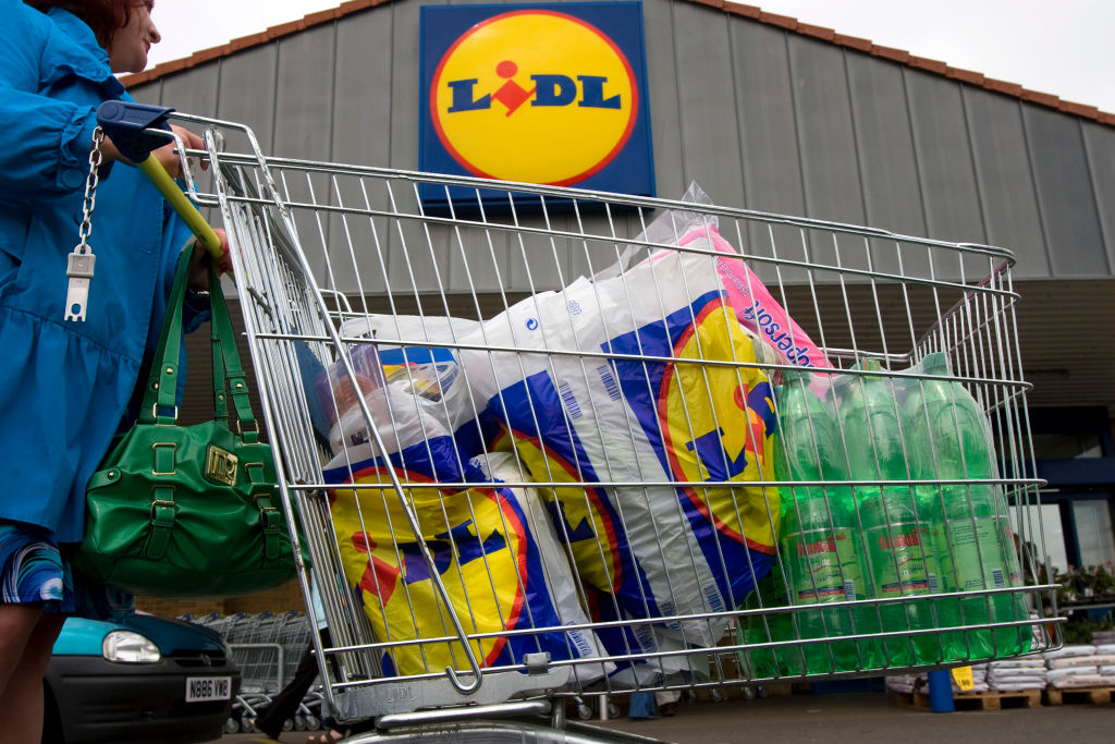 A Lidl új aranybányára lelt: ez hozza az igazi bevételt, nem az élelmiszer-értékesítés