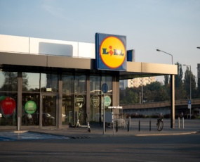 képcím